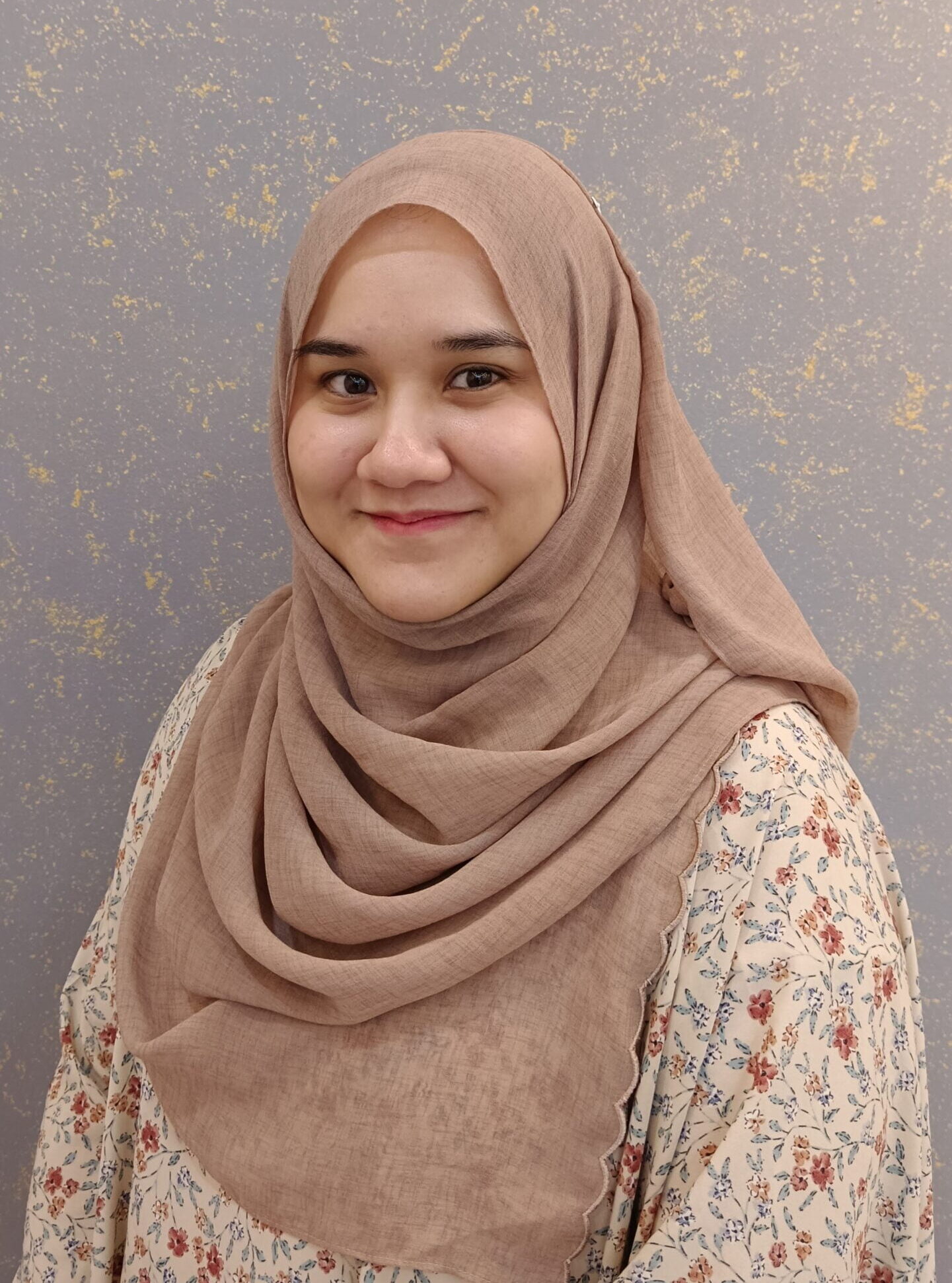 About Us 3 dr shabrina, doktor wanita
